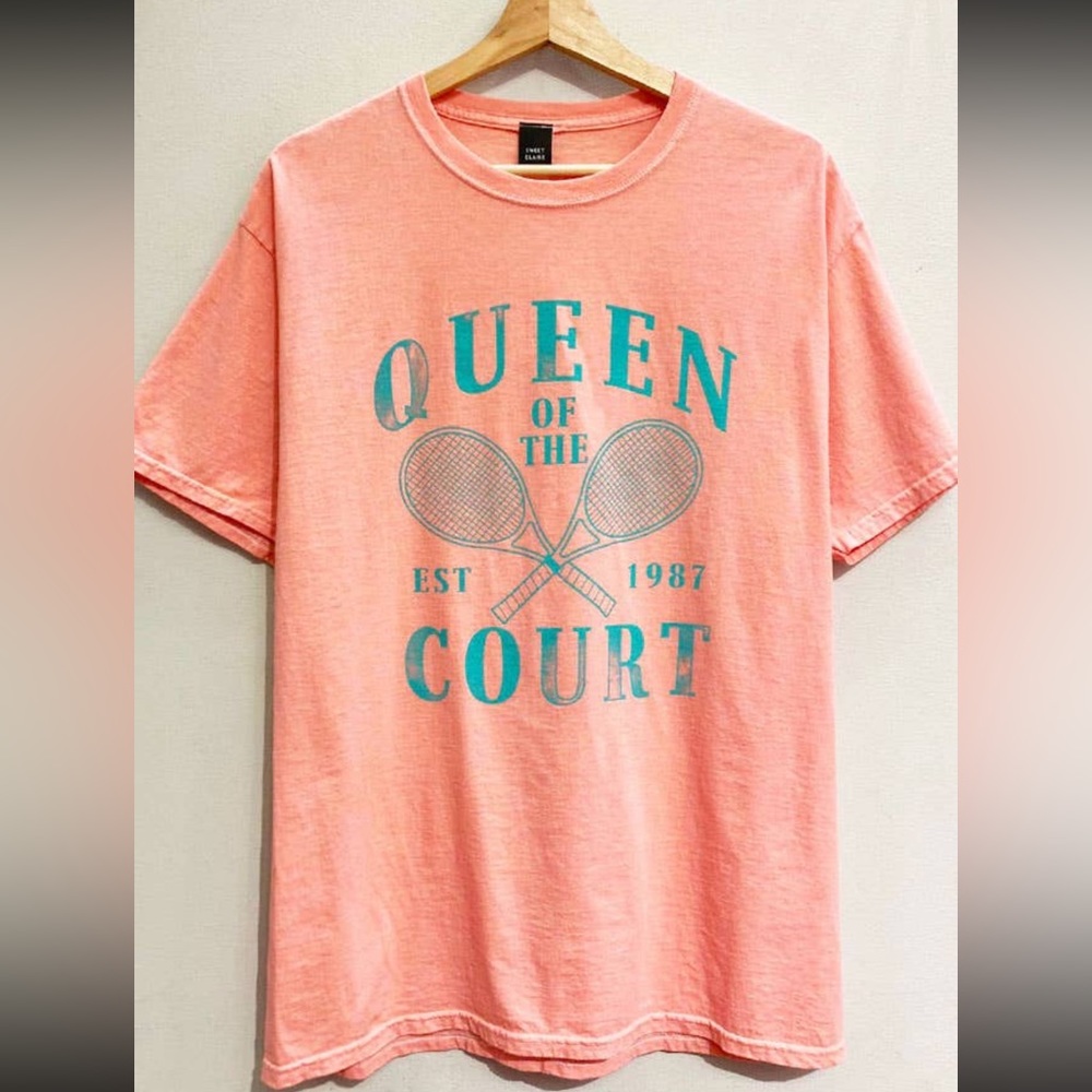 Queen of the court Tee NEW